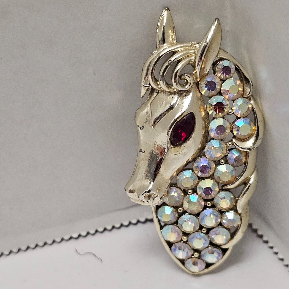 Coro Horse Head Brooch Pink Gold Tone Red Rhinestone Eye Aurora Borealis Signed